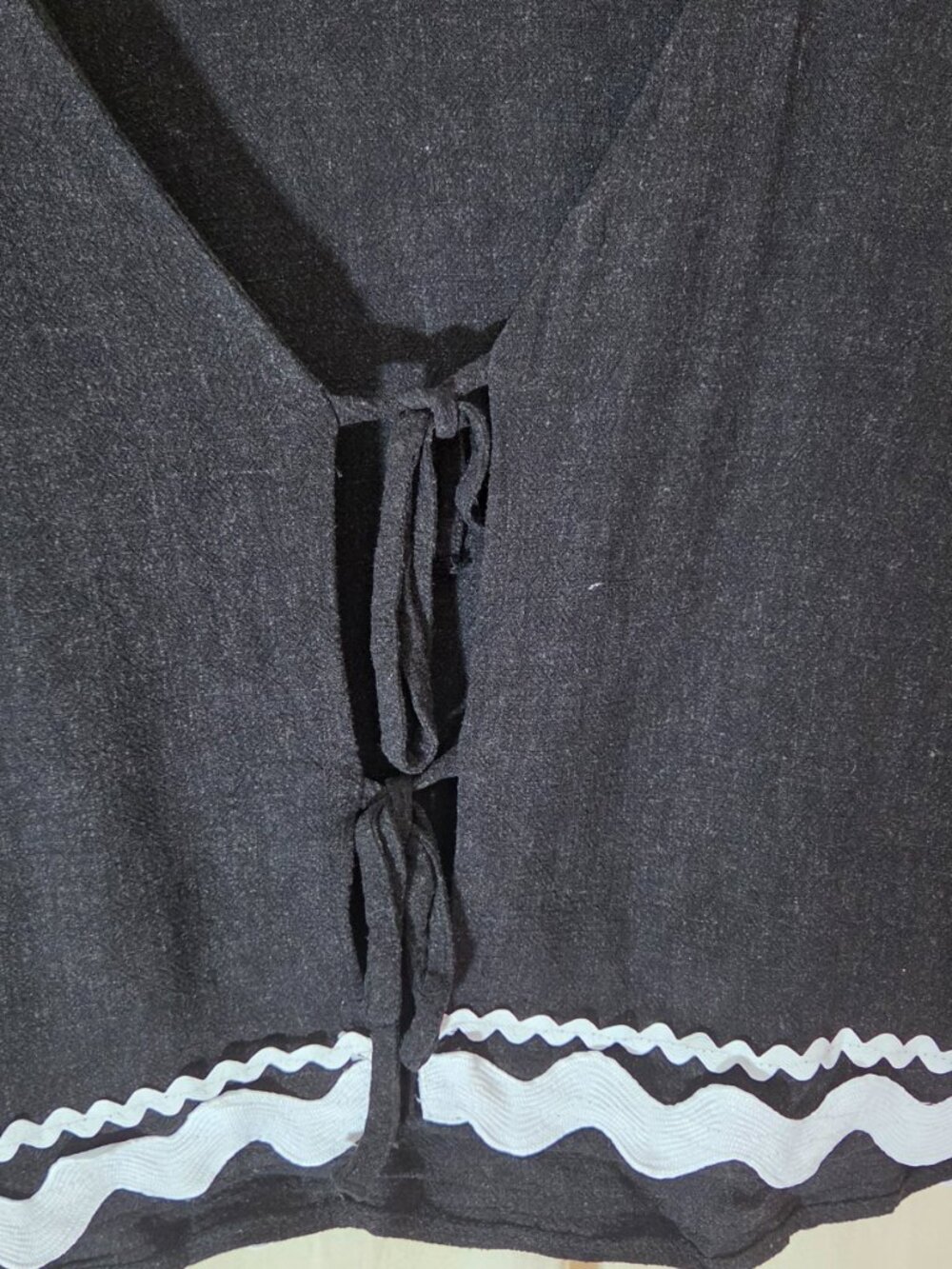 Black Ric Rac Trim Two-Piece (ASOS) US 12 - Picture 5 of 9